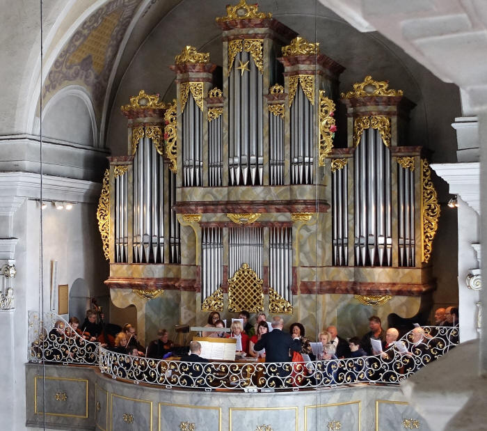 Osterfestamt 2019 mit Salonorchester Neustadt/Waldnaab und Kirchenchor Fuchsm�hl