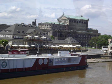 Semperoper, Italienisches Dörfchen
