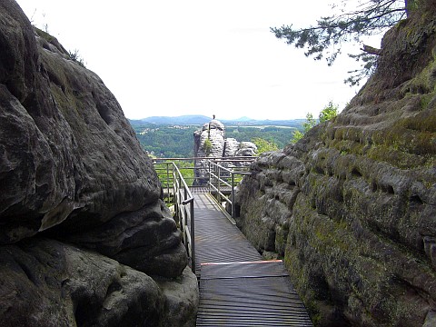 Gittesteg in luftiger H�he